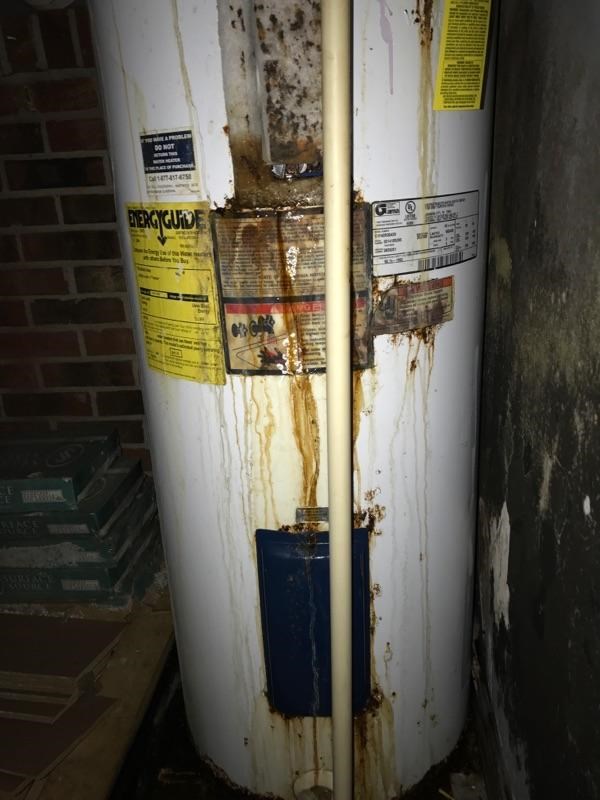 well pressure tank leaking water from bottom
